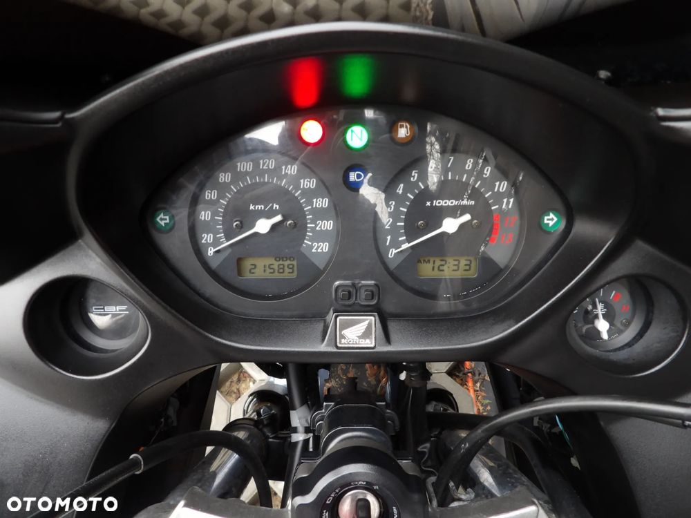 Honda CBF - 9