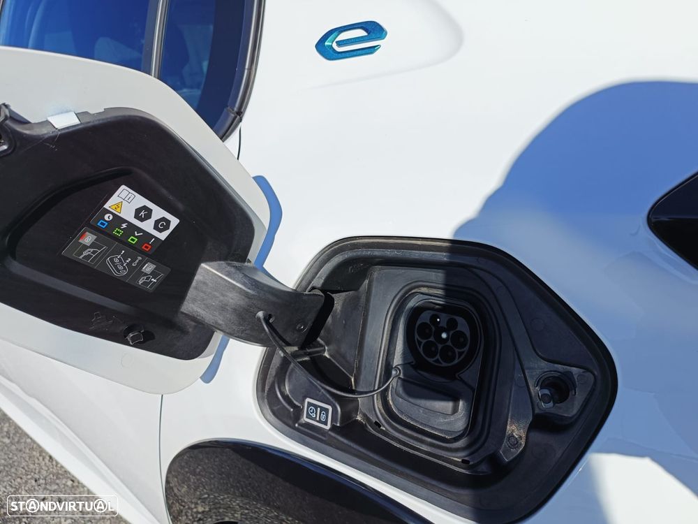 Peugeot e-208 Active Pack - 8