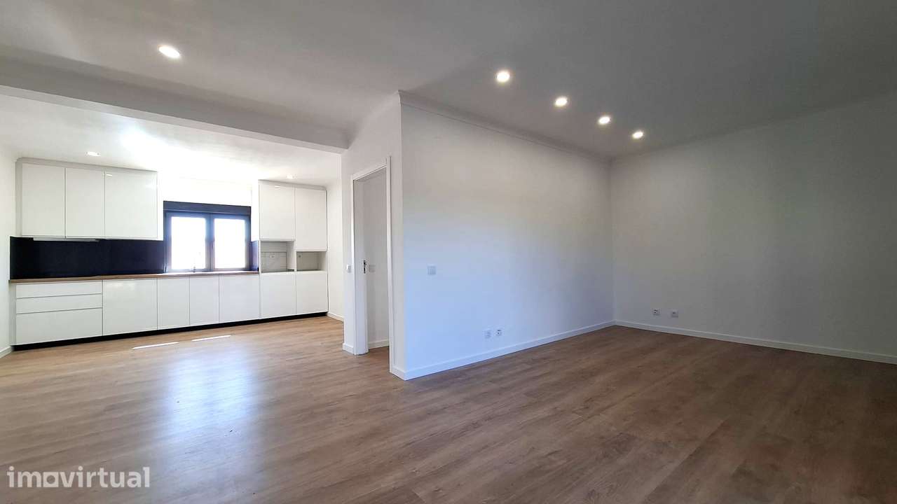 Moradia Isolada T3, com churrasqueira, em Anobra, Coimbra. - Grande imagem: 2/12
