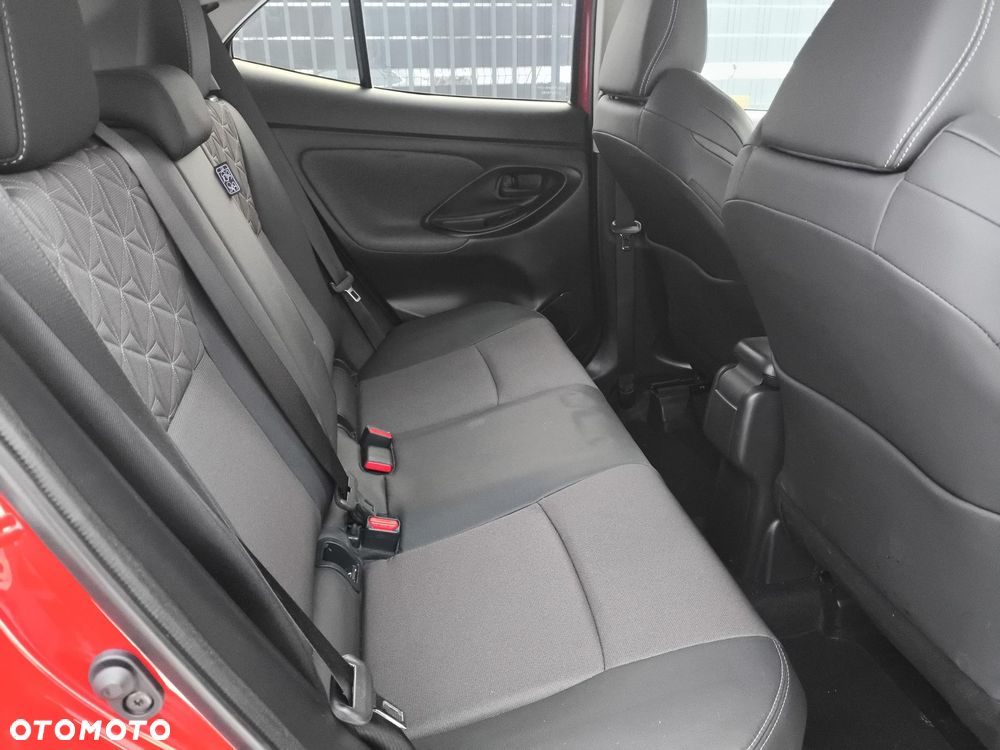 Toyota Yaris Cross Hybrid 1.5 Executive - 14