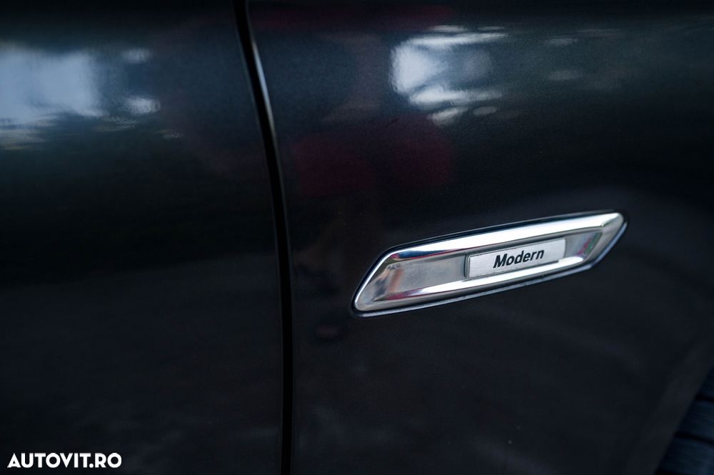 BMW Seria 5 520d - 29