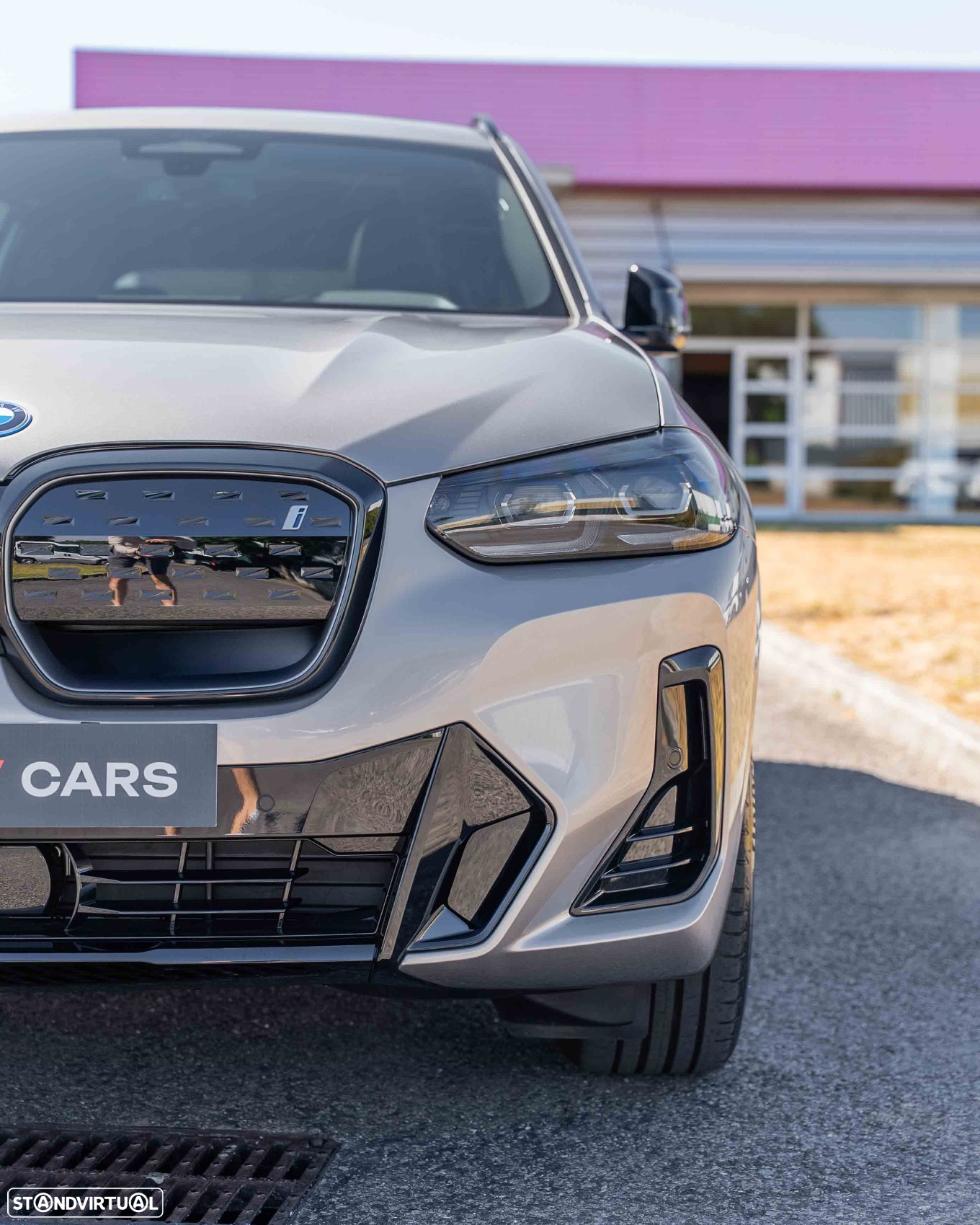 BMW iX3 M Sport Impressive - 6
