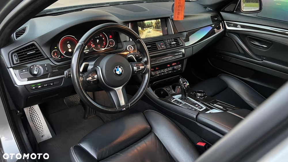 BMW Seria 5 535i Sport-Aut - 15
