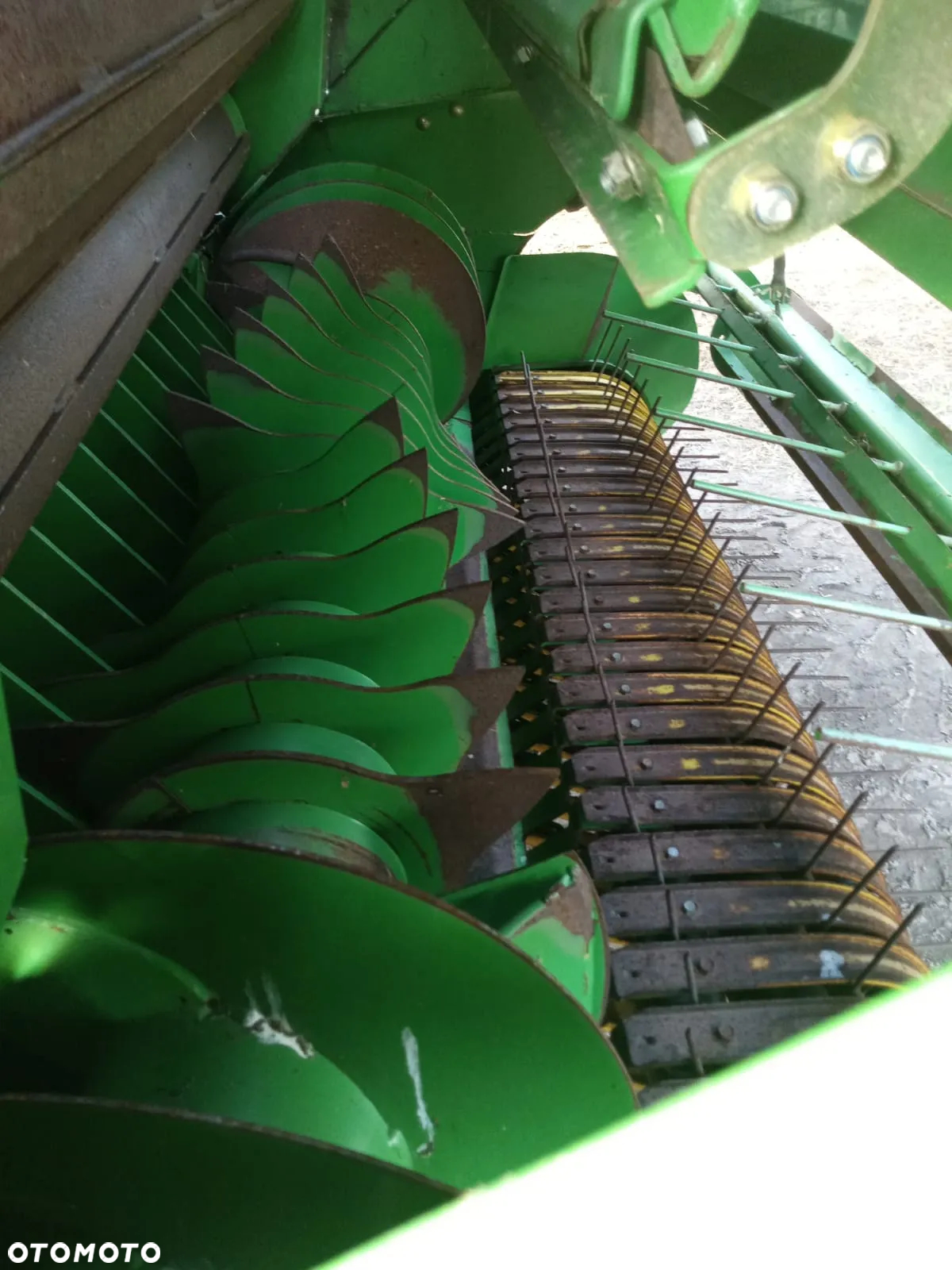 John Deere 990 prasa zwijająca / rolująca - 16