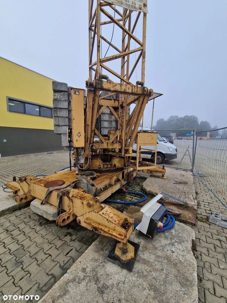 Liebherr 33K - 7