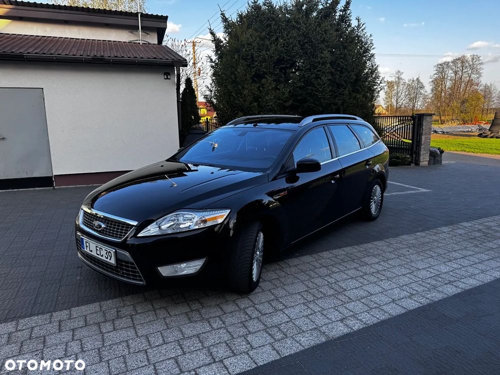 Ford Mondeo - 36