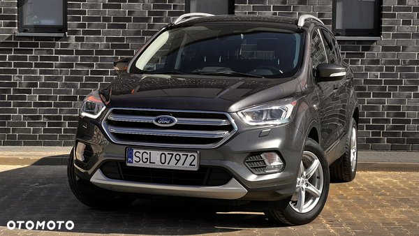 Ford Kuga 1.5 EcoBoost 2x4 Titanium