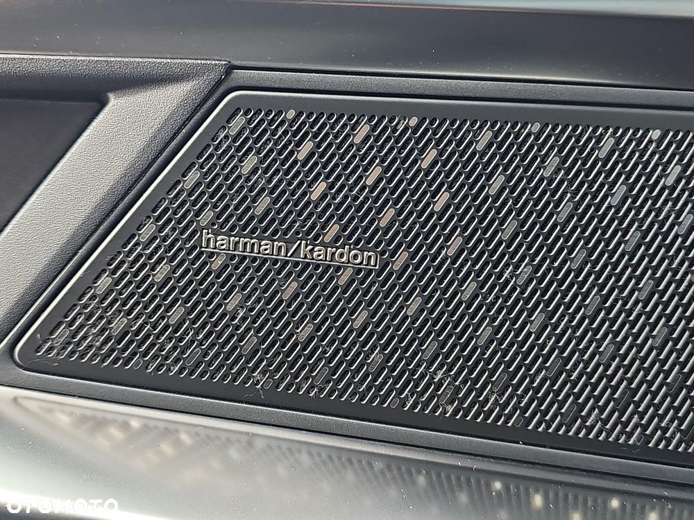 Renault Austral 1.3 TCe mHEV Iconic - 23