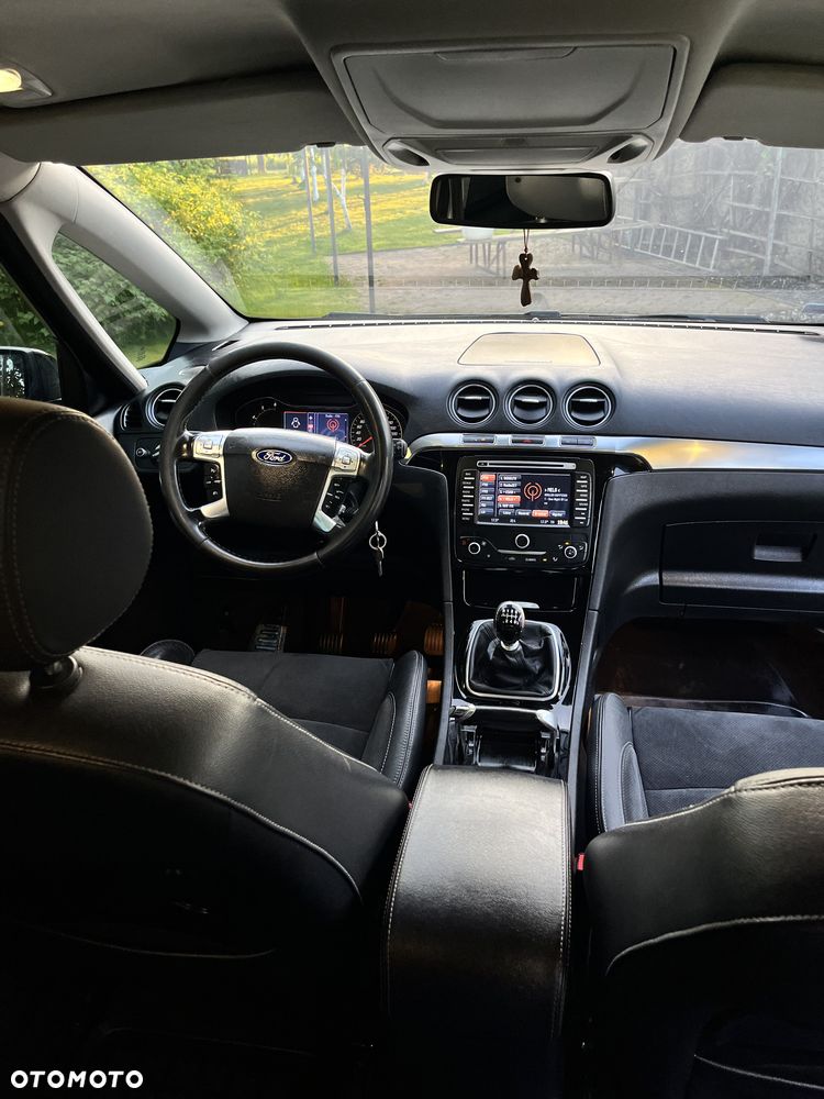 Ford S-Max 2.0 TDCi DPF Titanium - 15