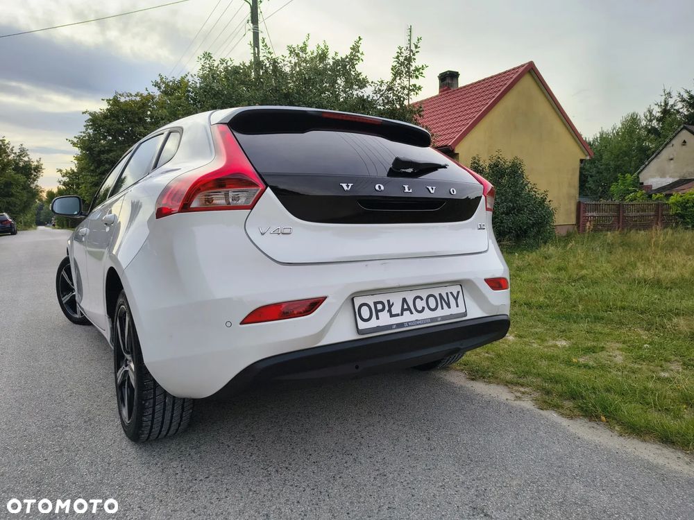 Volvo V40 D2 Summum - 27
