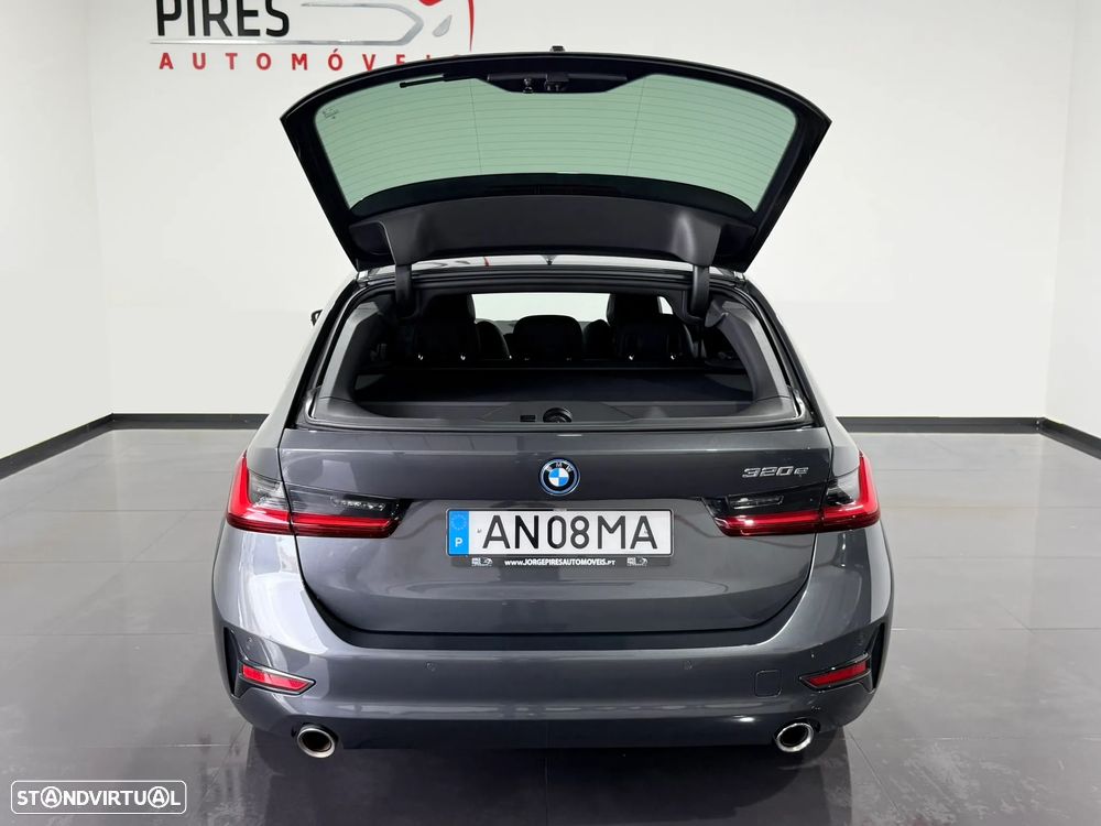 BMW 320 e Corporate Edition Auto - 48