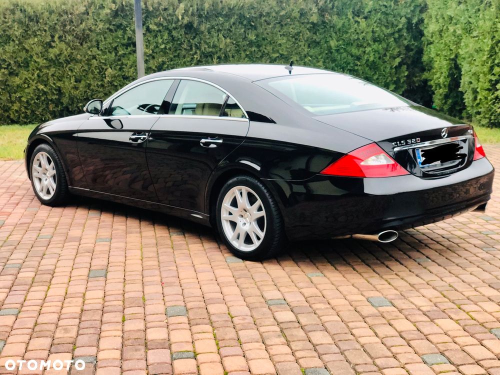 Mercedes-Benz CLS - 10