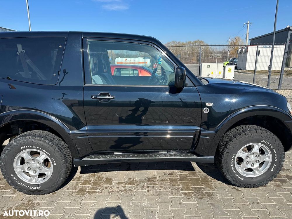 Mitsubishi Pajero 3.2 DI-D Automatik Dakar - 6