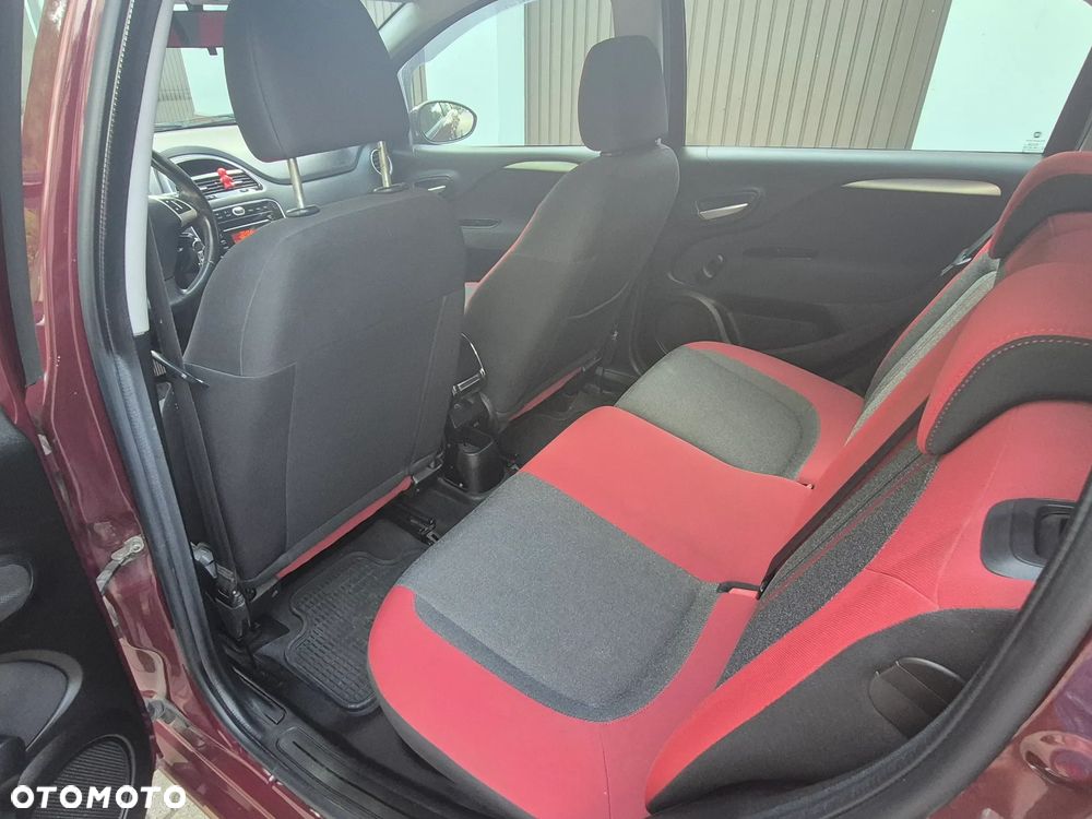 Fiat Punto 1.4 Easy S&S - 9