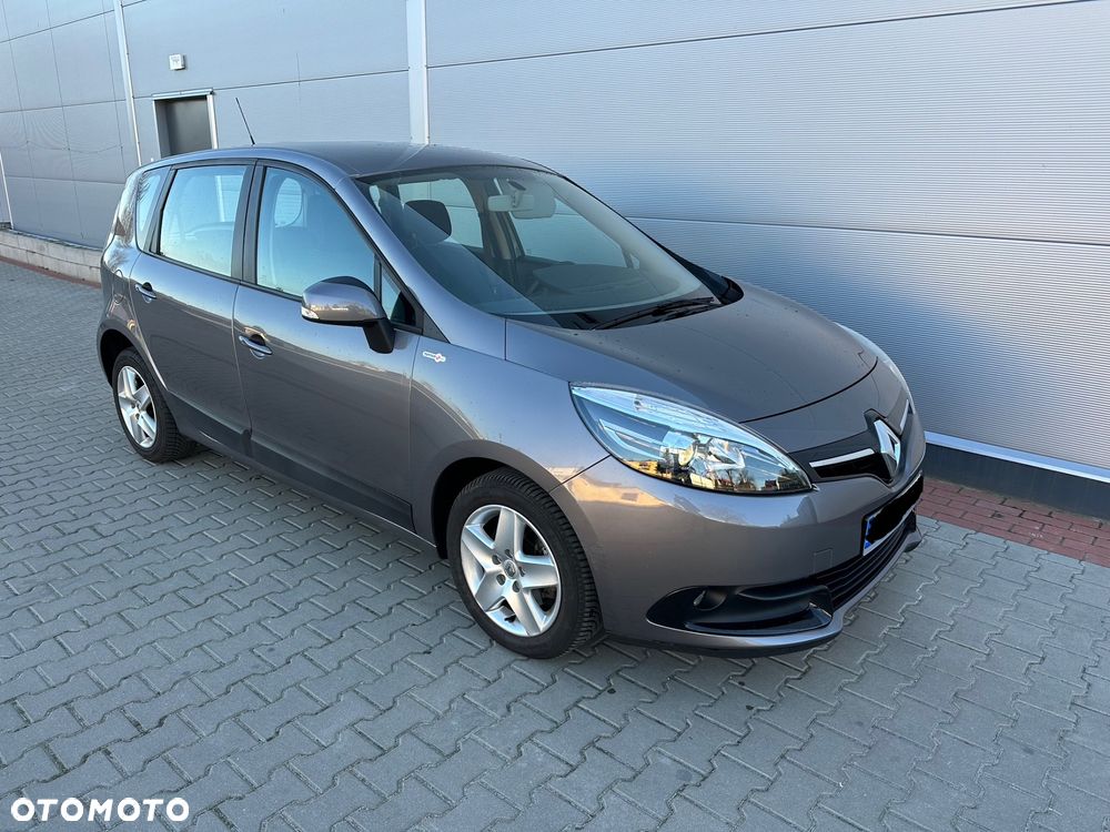 Renault Scenic 1.6 16V 110 TomTom Edition - 2