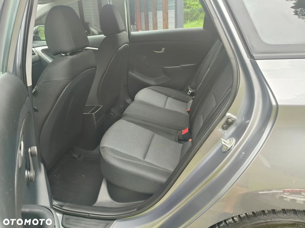 Hyundai i30 1.4 Style - 11