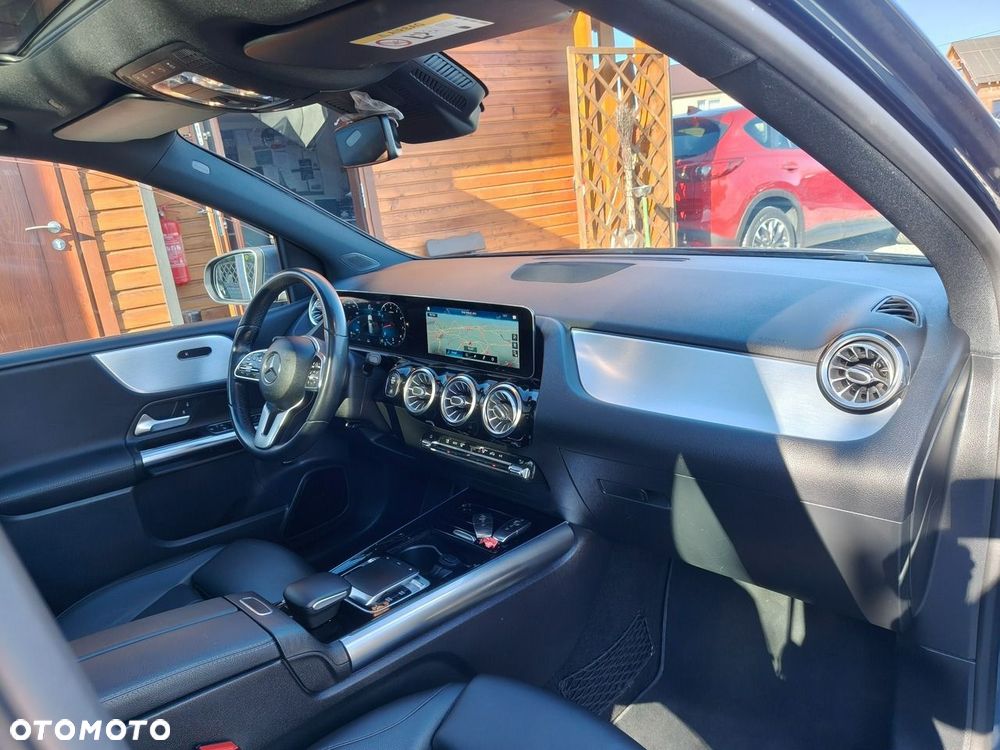 Mercedes-Benz Klasa B 200 7G-DCT Style - 24