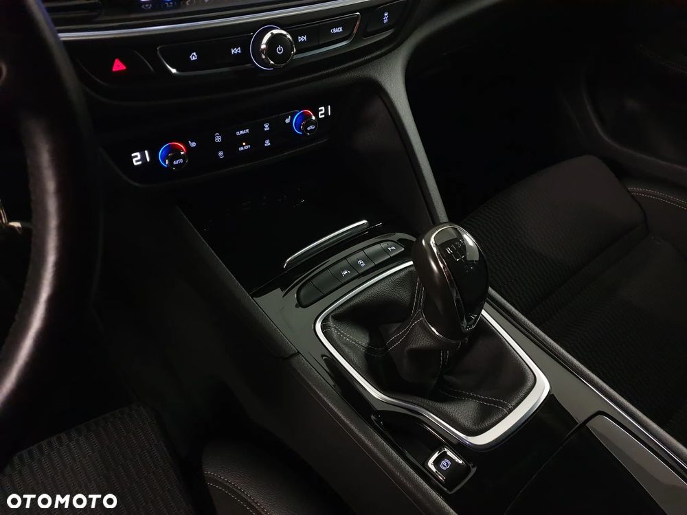 Opel Insignia 2.0 4x4 Innovation - 31