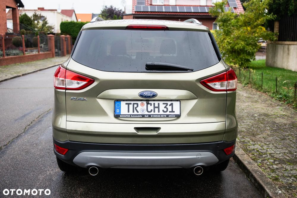 Ford Kuga 2.0 TDCi 2x4 Titanium - 13