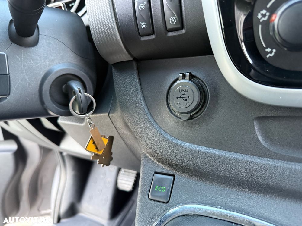 Renault Trafic ENERGY 1.6 dCi 140 Start &St. Grand Combi L2H1 Expression - 33