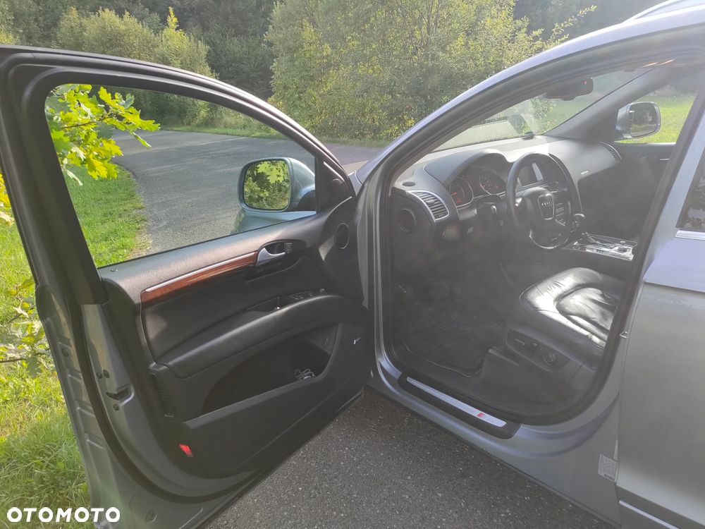 Audi Q7 3.0 TDI DPF clean diesel Quattro Tiptronic - 10