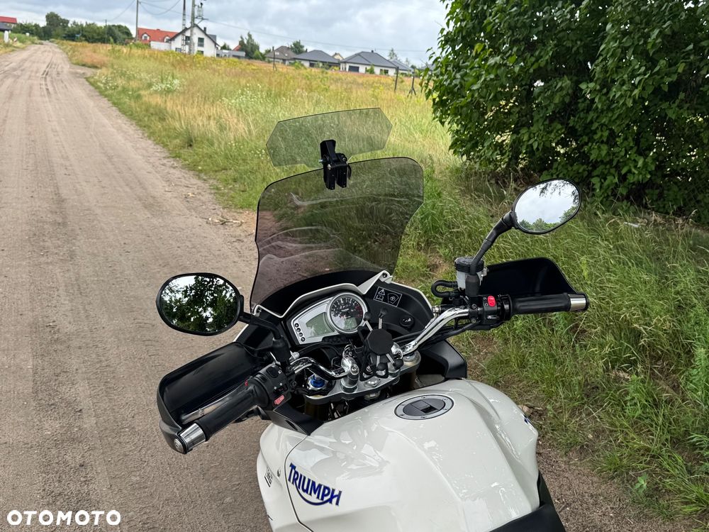 Triumph Tiger - 10