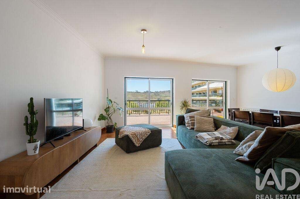 Apartamento T4 em Santa Maria, São Pedro e Matacães de 190 m2 - Grande imagem: 4/27