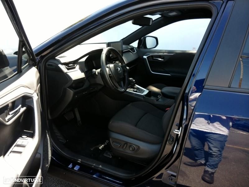 Toyota RAV4 - 9