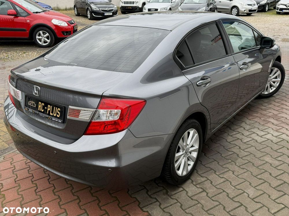 Honda Civic 1.8 i-VTEC Comfort - 3