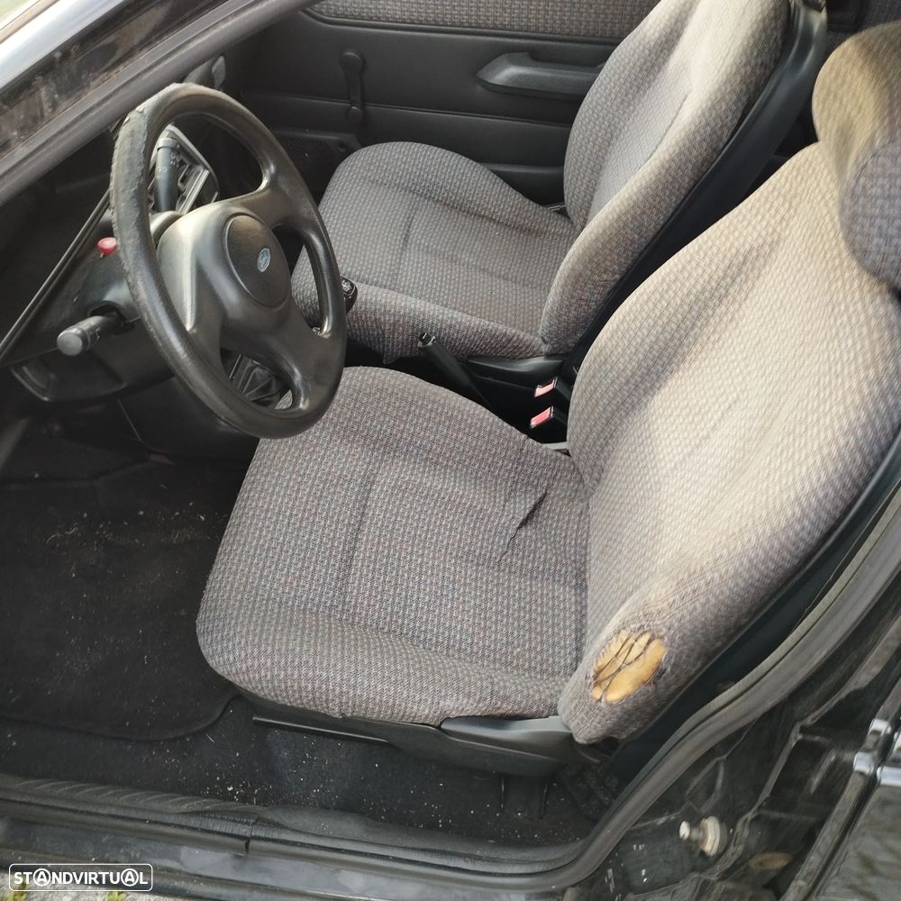 Ford Fiesta 1.1i Navy - 8