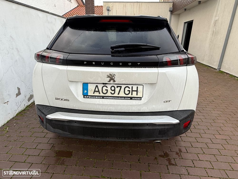 Peugeot 2008 1.5 BlueHDi GT - 4