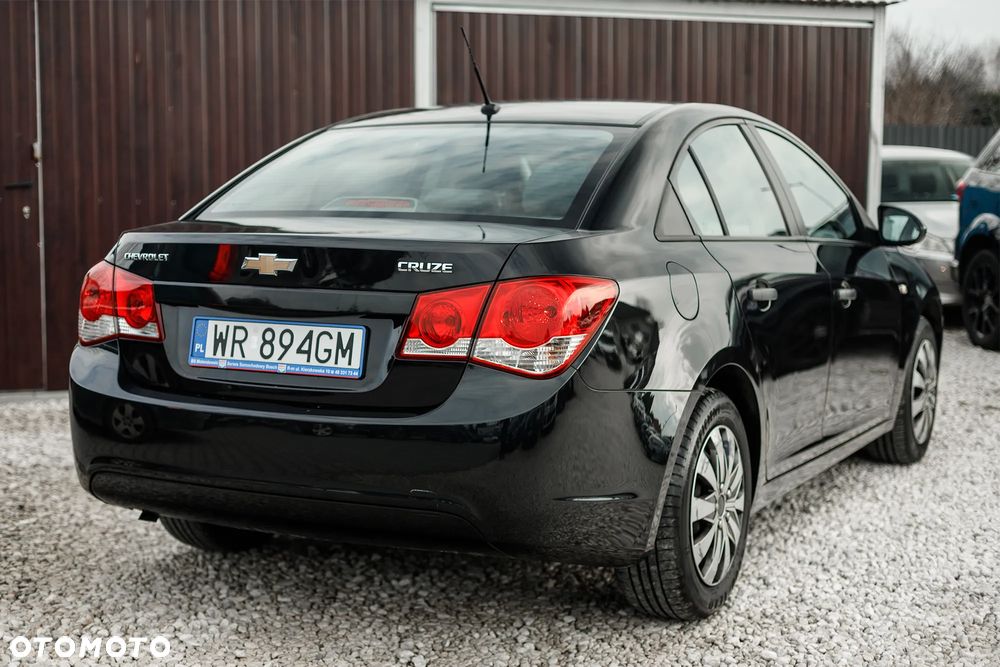 Chevrolet Cruze 1.6 LS - 5
