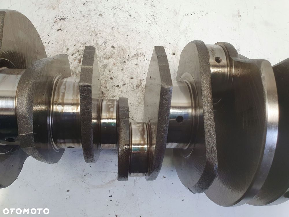 Chrysler 300C 3.0 CRD WAŁ KORBOWY - 7