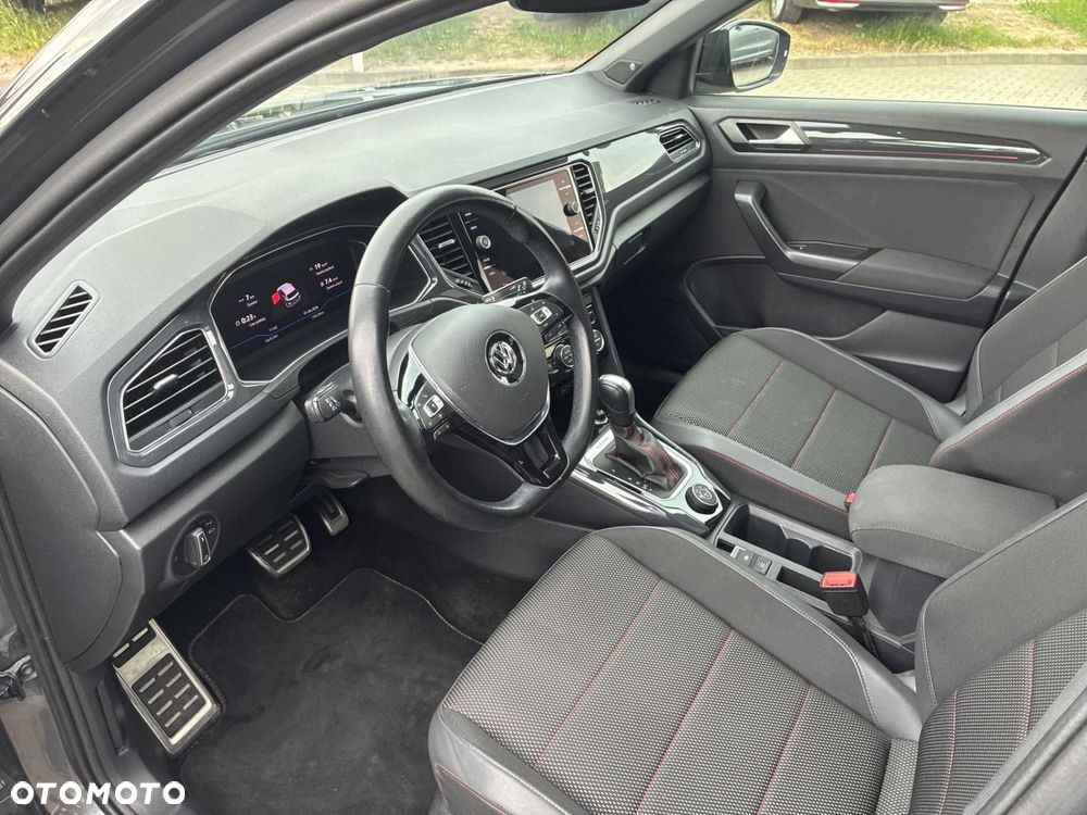 Volkswagen T-Roc - 10