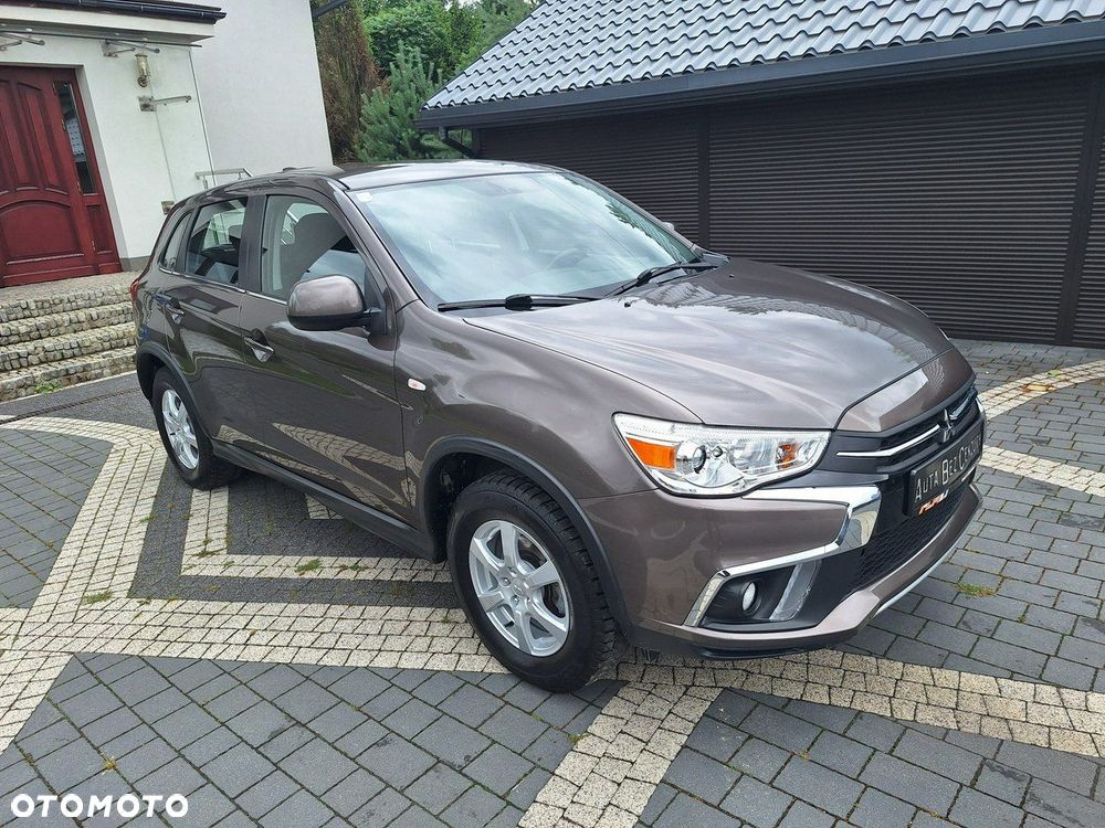 Mitsubishi ASX - 4