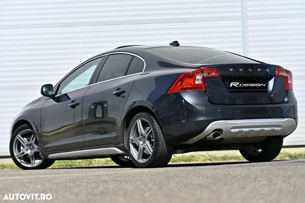 Volvo S60 D3 Geartronic R-Design - 5