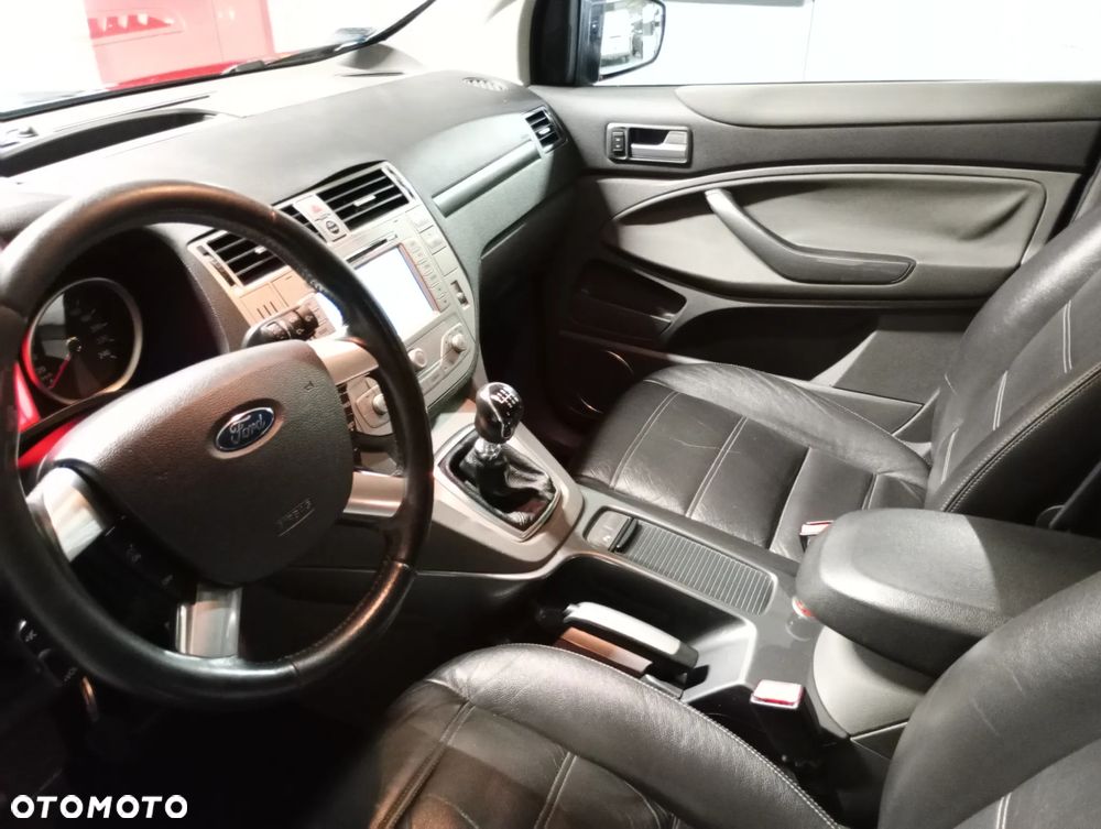 Ford Kuga 2.0 TDCi Titanium FWD - 8