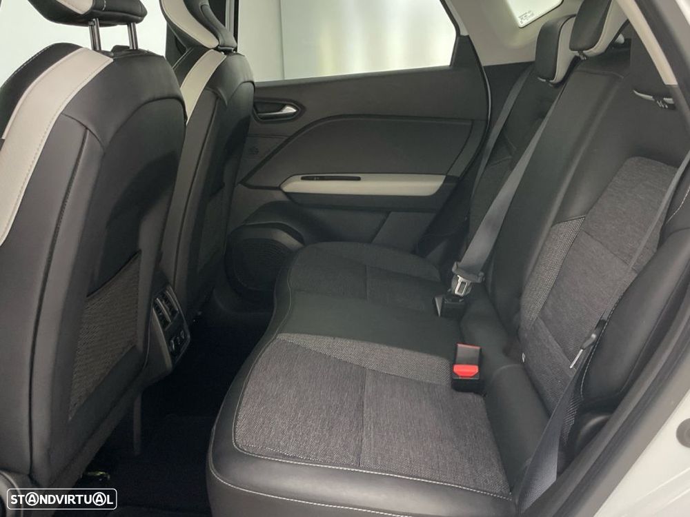 Renault Captur 1.6 E-Tech Plug-In Exclusive - 12