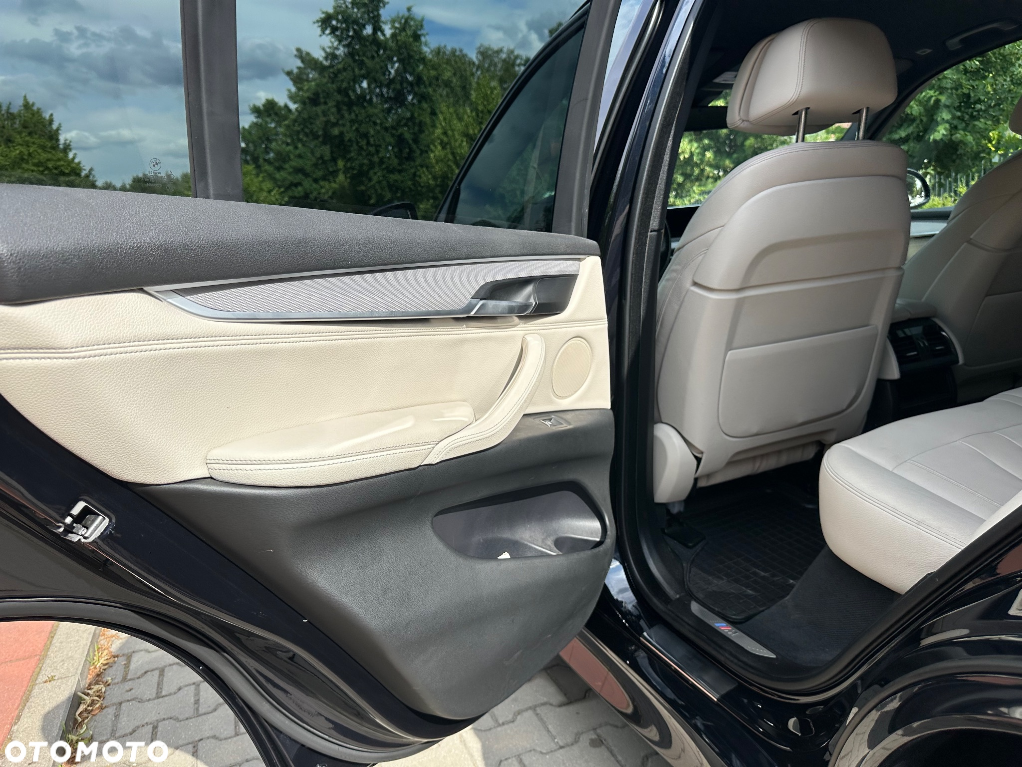 BMW X5 xDrive40d - 11