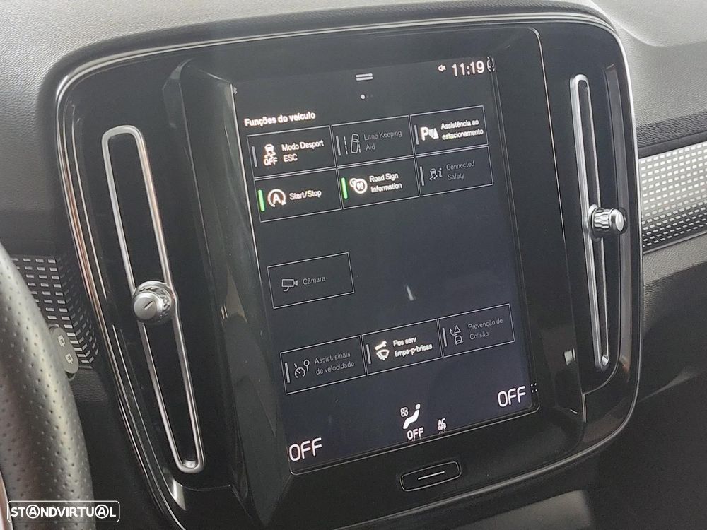 Volvo XC 40 1.5 T2 Momentum Plus - 37