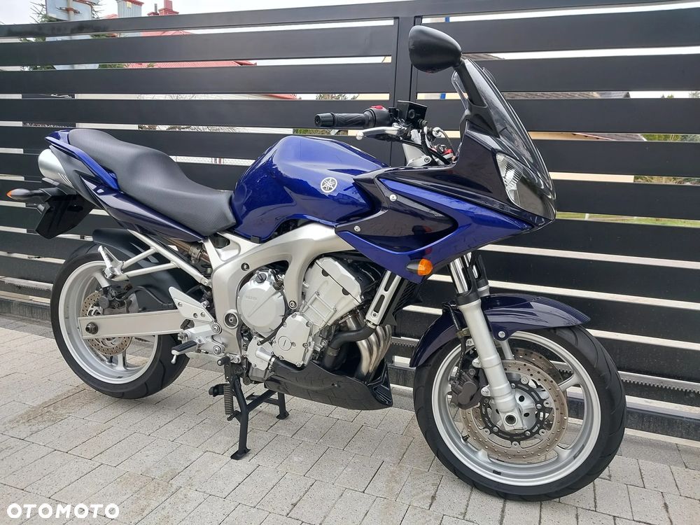 Yamaha FZ6 - 11