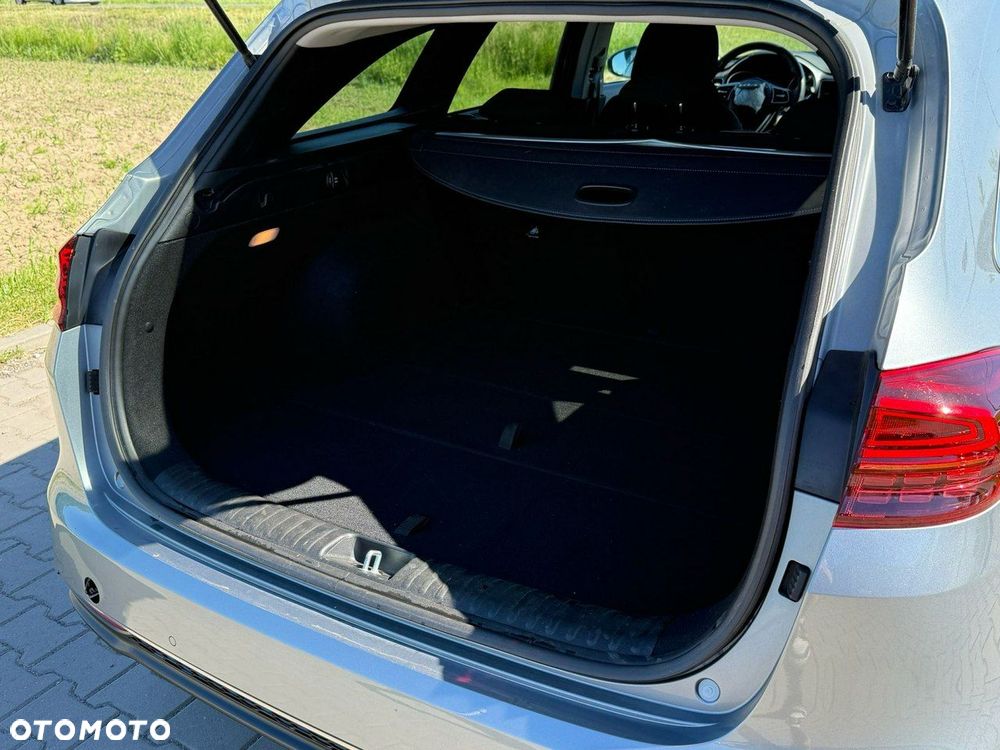 Kia Ceed 1.5 T-GDI Business Line - 13