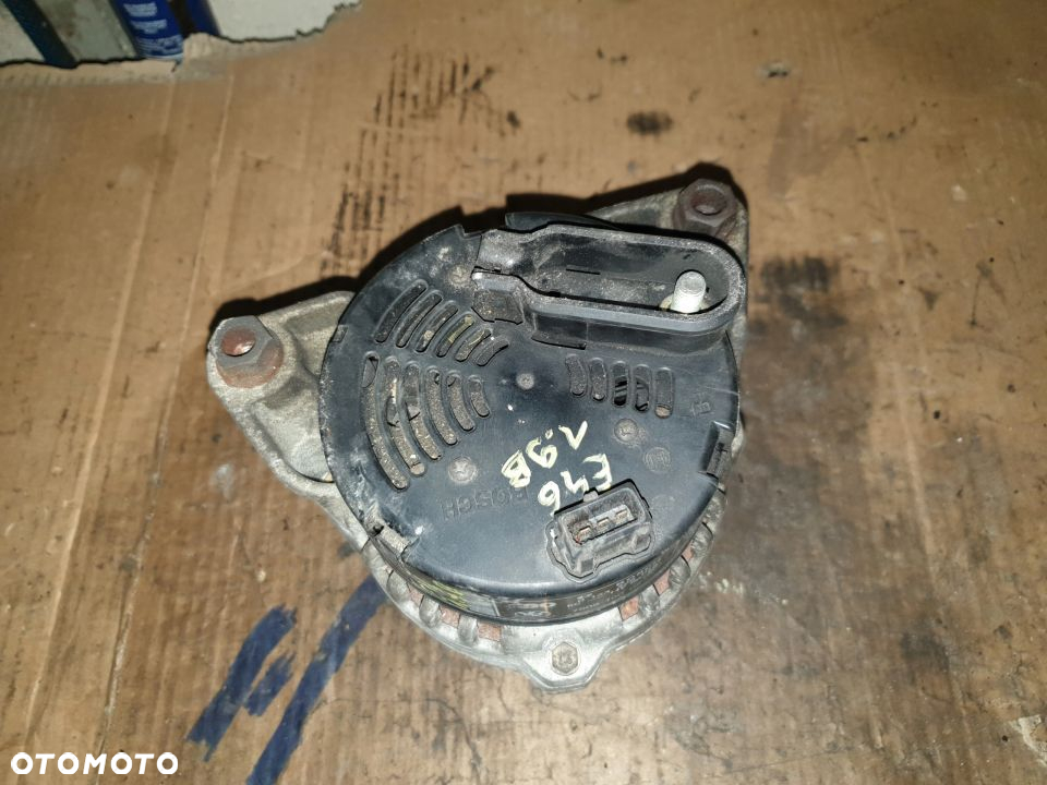 BMW E46 1.9B ALTERNATOR 7509100 90A - 3