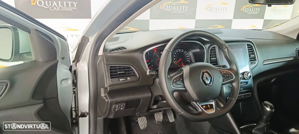 Renault Mégane 1.5 Blue dCi Intens - 4