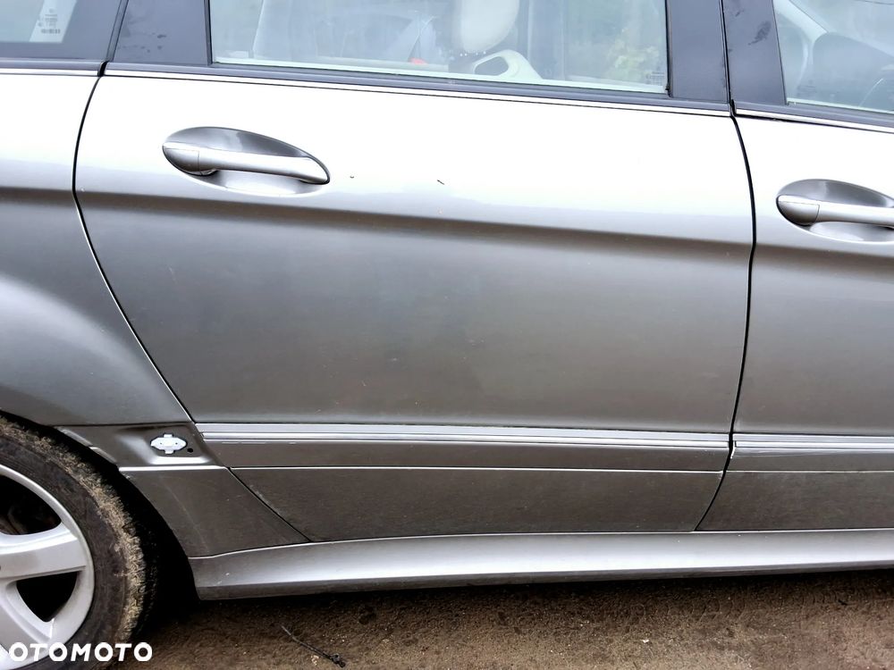 MERCEDES B-KLASA W245 PRAWE TYLNE DRZWI W KOLOR 748 DO MONTAŻU 2005-2008 ROK - 2