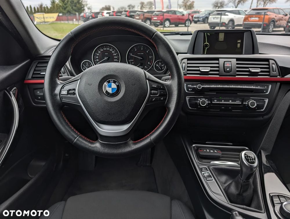 BMW Seria 3 316d Sport Line - 23