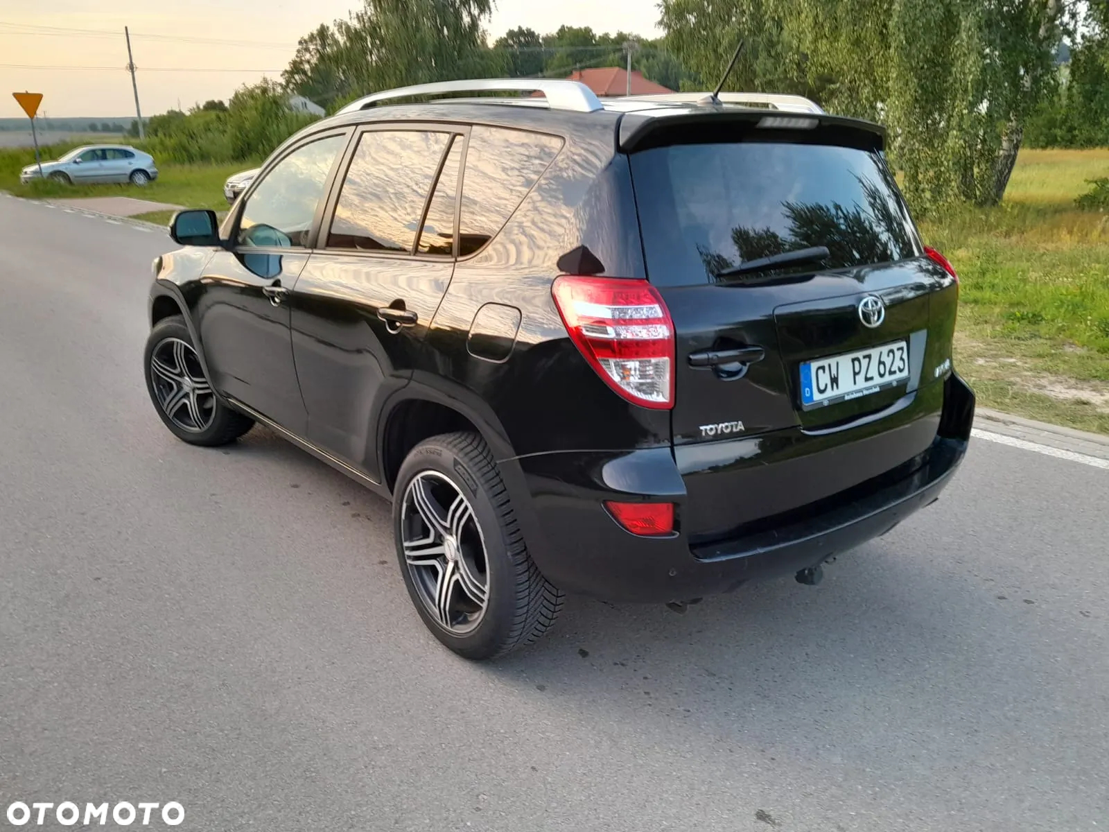 Toyota RAV4 - 3