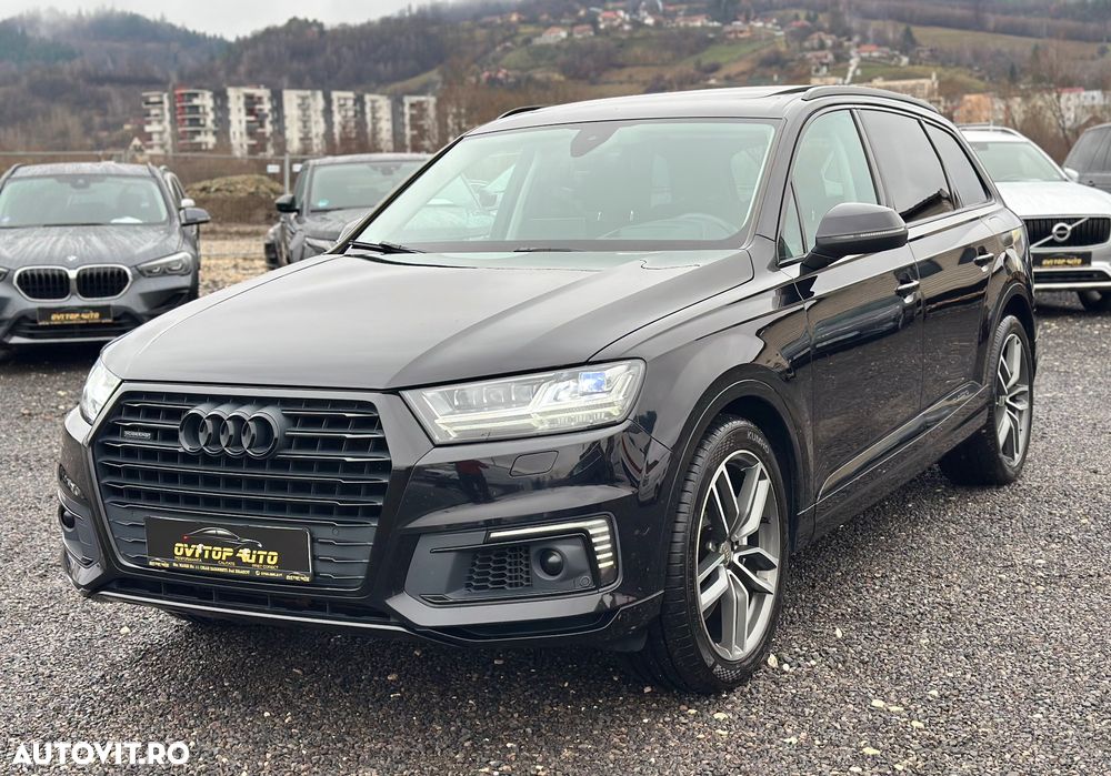 Audi Q7 - 1
