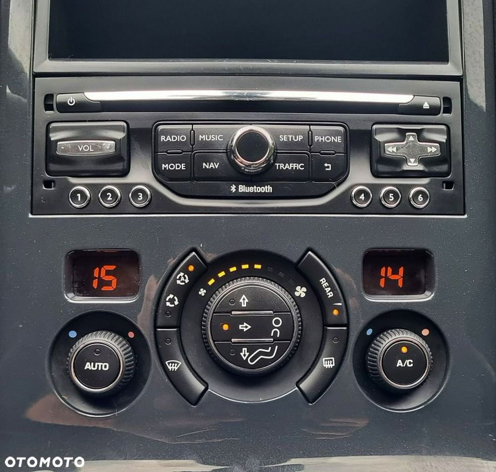 Peugeot 5008 - 14