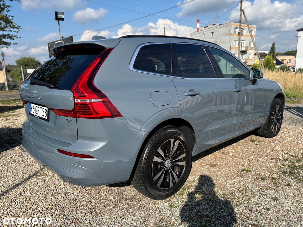 Volvo XC 60 B4 B Momentum Pro - 14